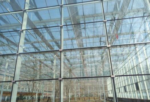 Installation structure and advantages and disadvantages of aluminum profiles around the venlo agricultural glass greenhouse