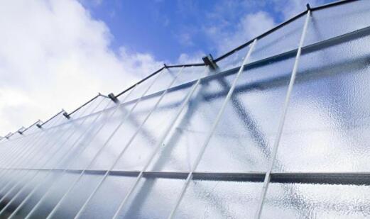 The characteristics of aluminum gutters and drainage channels in agricultural glass greenhouses