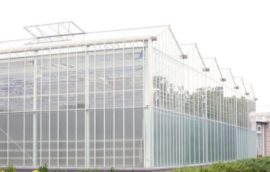 Aluminum profile on top of agricultural glass greenhouse