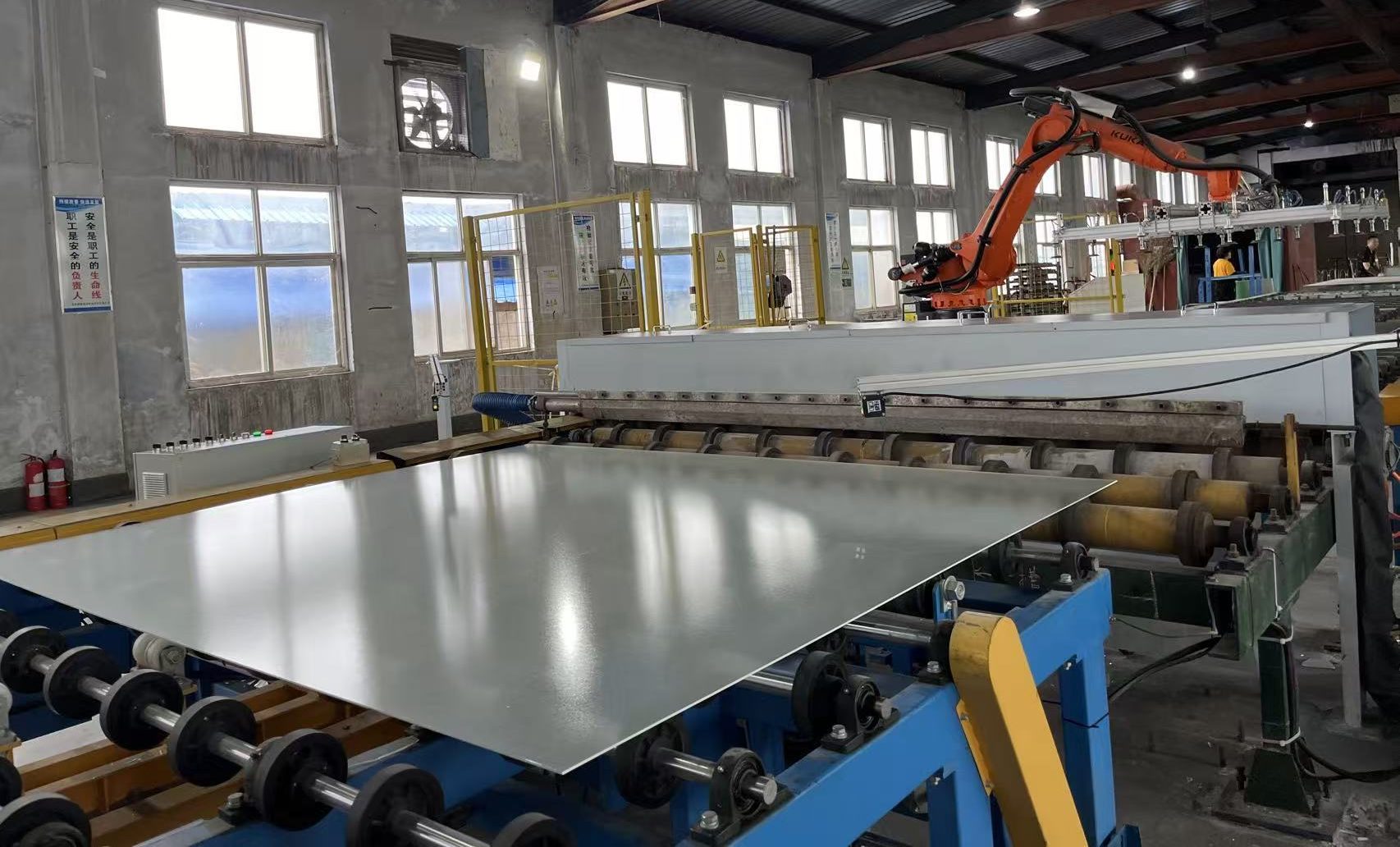 Why is 4mm tempered glass the top pick for Venlo greenhouses?